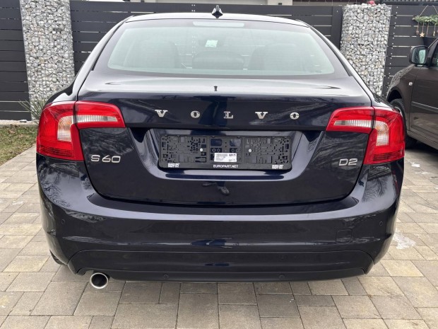 Volvo S60 2.0 D [D2] Momentum 57000km.Tempomat....